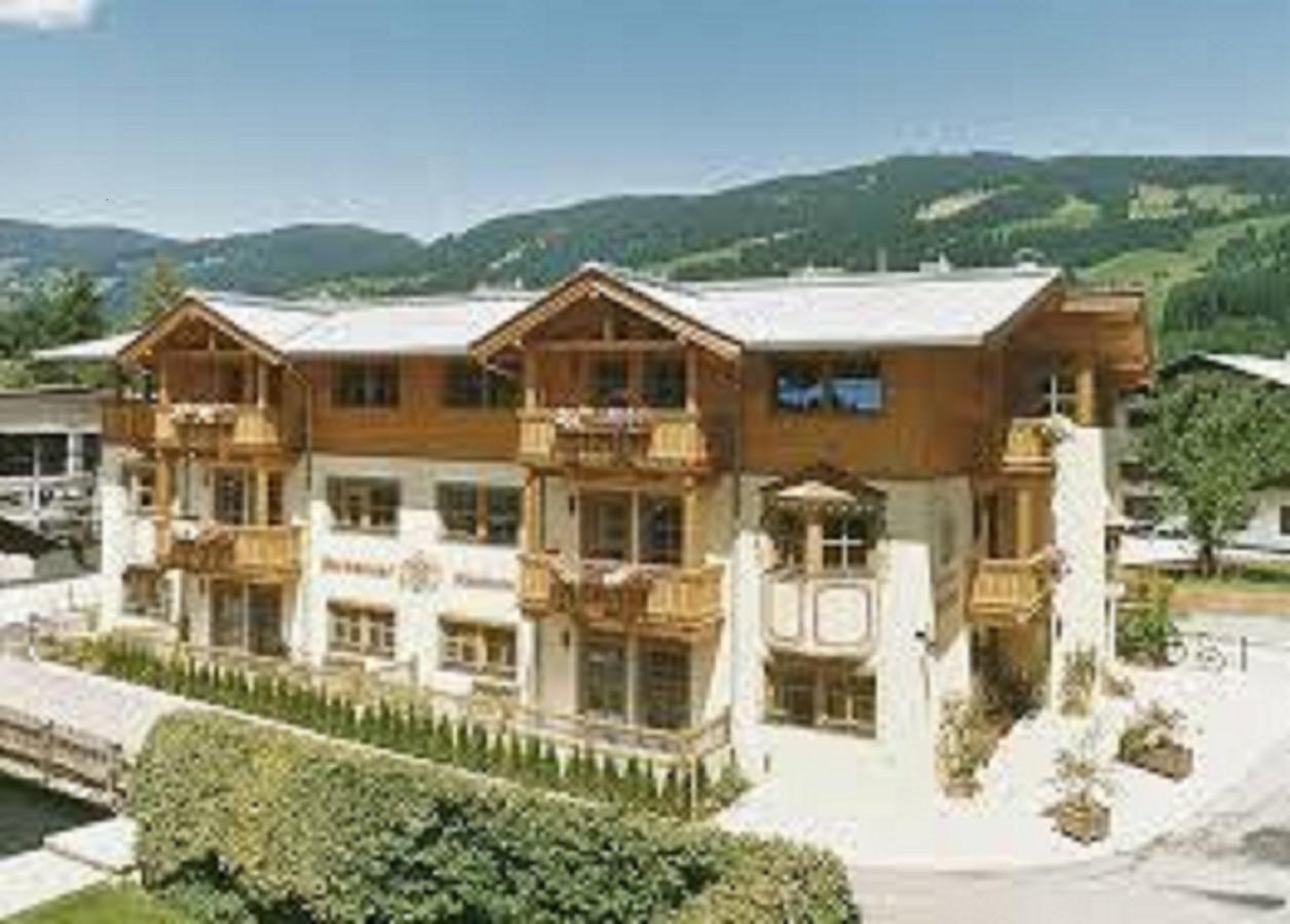 Ferienhaus Hotel Roesslwirt Kirchberg in Tirol Exteriér fotografie